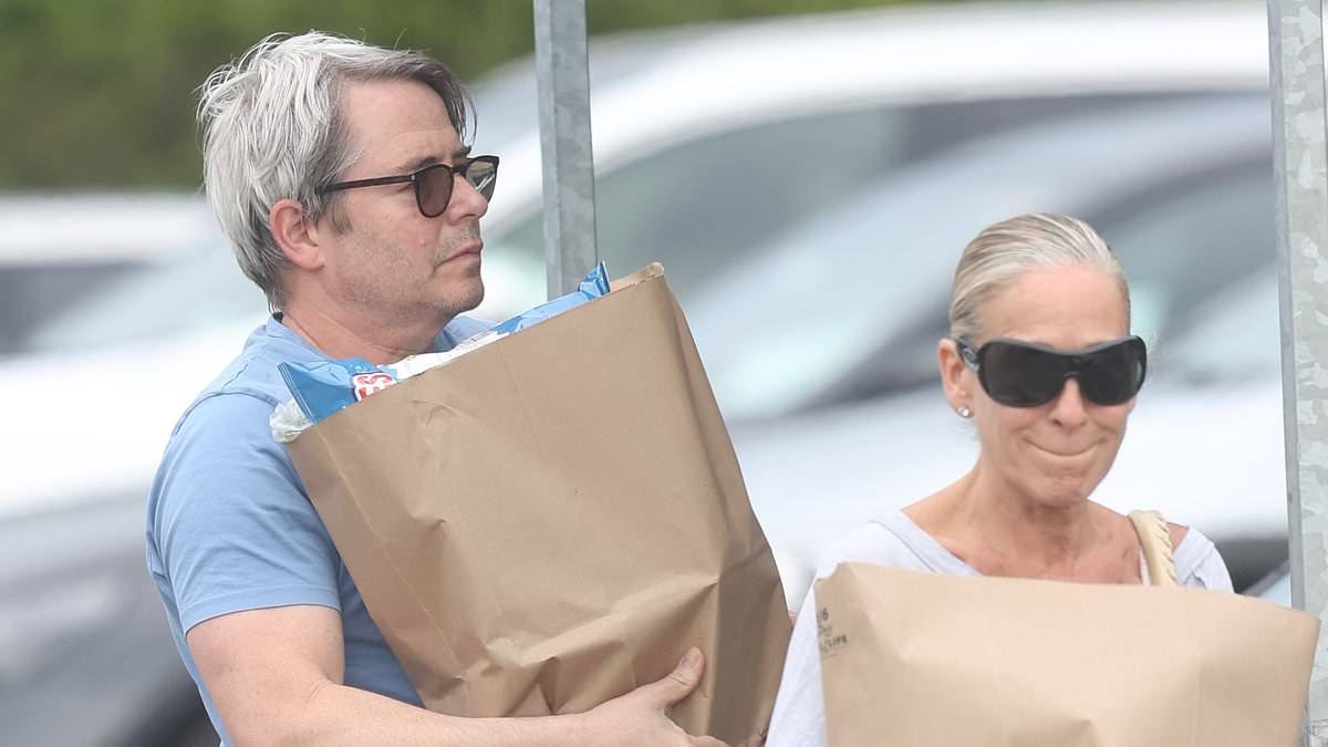 alert-–-sarah-jessica-parker-looks-strained-with-matthew-broderick-amid-mounting-criticism-of-and-just-like-that