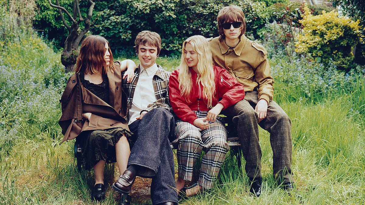 alert-–-liam-and-noel-gallagher’s-children-are-half-the-world-away-from-their-feuding-dads-in-photo-shoot-for w-magazine