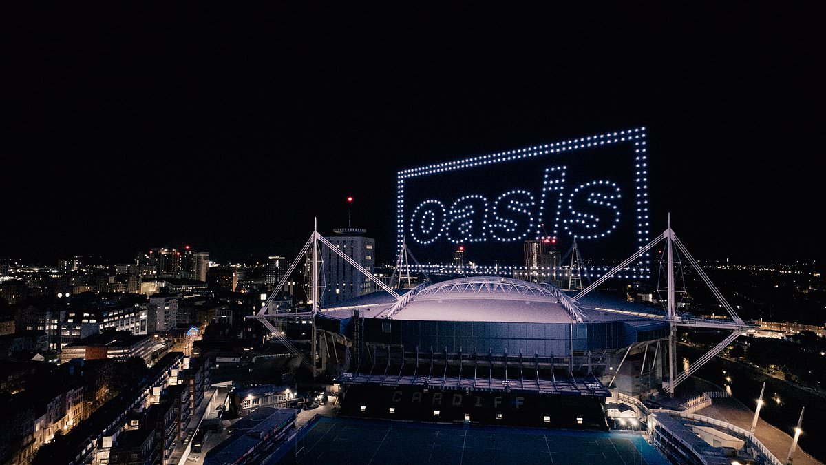 alert-–-oasis-set-list-revealed-as-the-band-gives-a-first-look-at-the-cardiff-principality-stadium-ahead-of-their-opening-gig