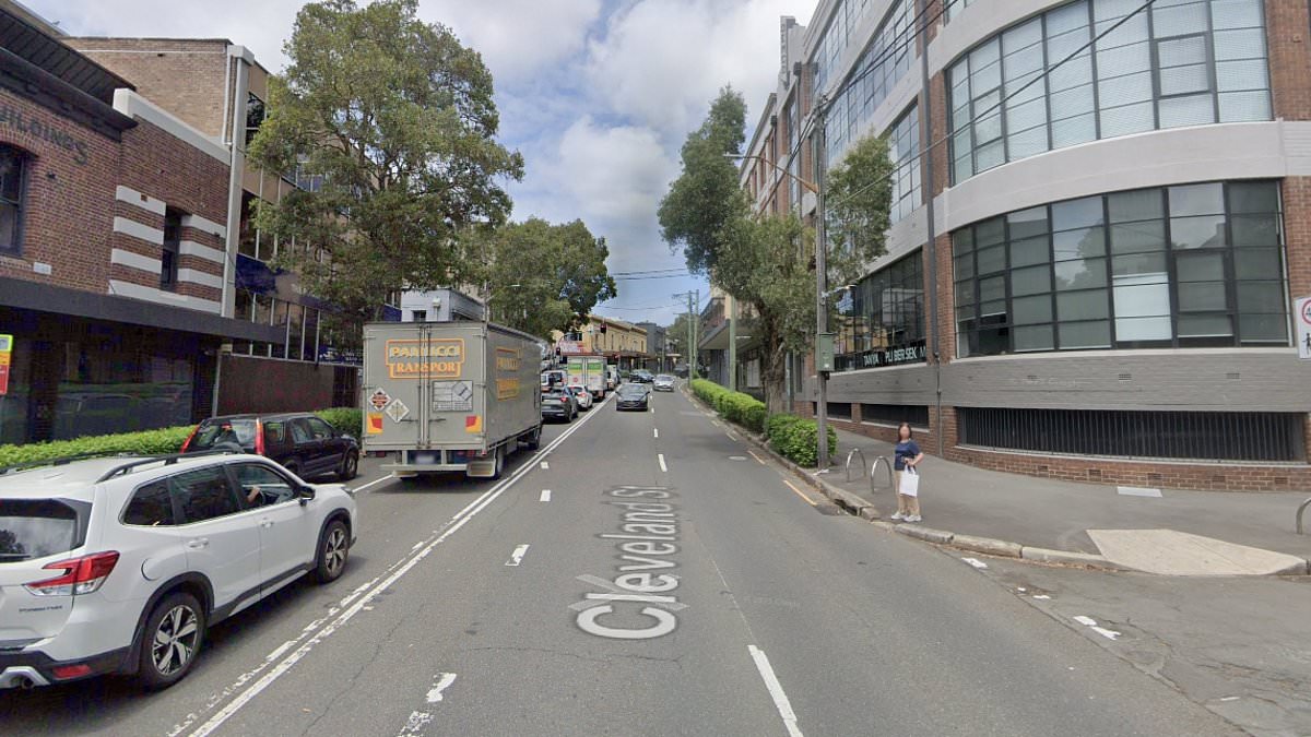 alert-–-two-bodies-found-inside-surry-hills-home-in-sydney