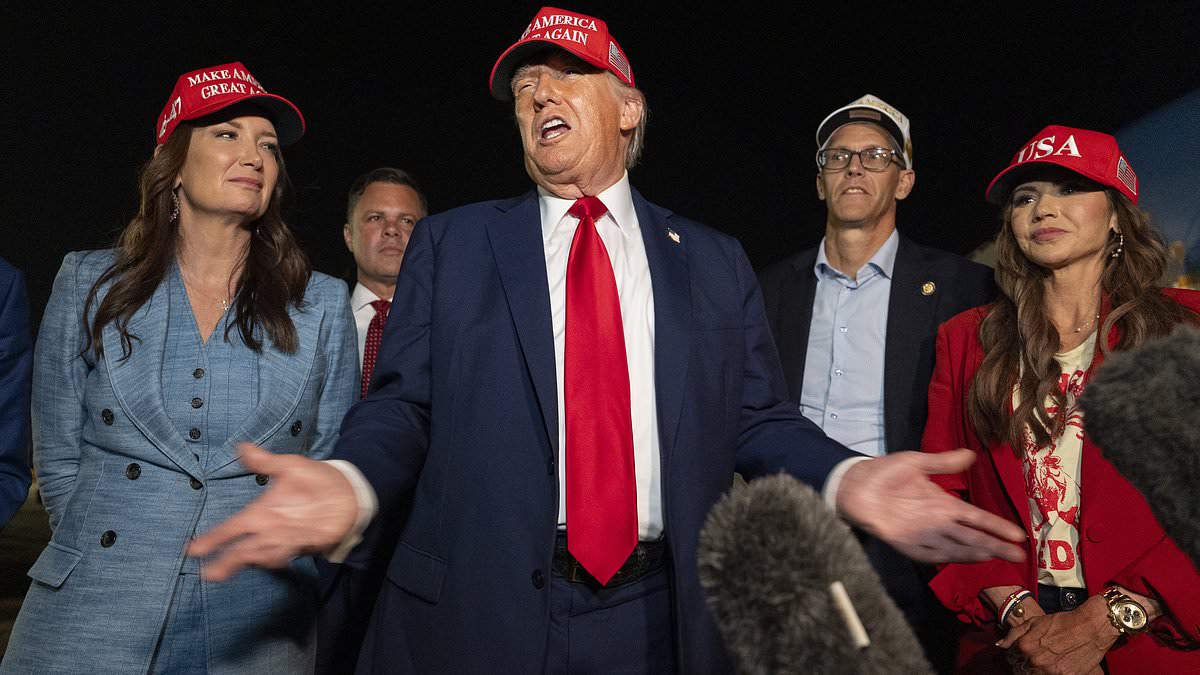alert-–-trump-responds-after-sparking-outrage-for-use-of-‘anti-semitic-term’-during-tax-cuts-celebration