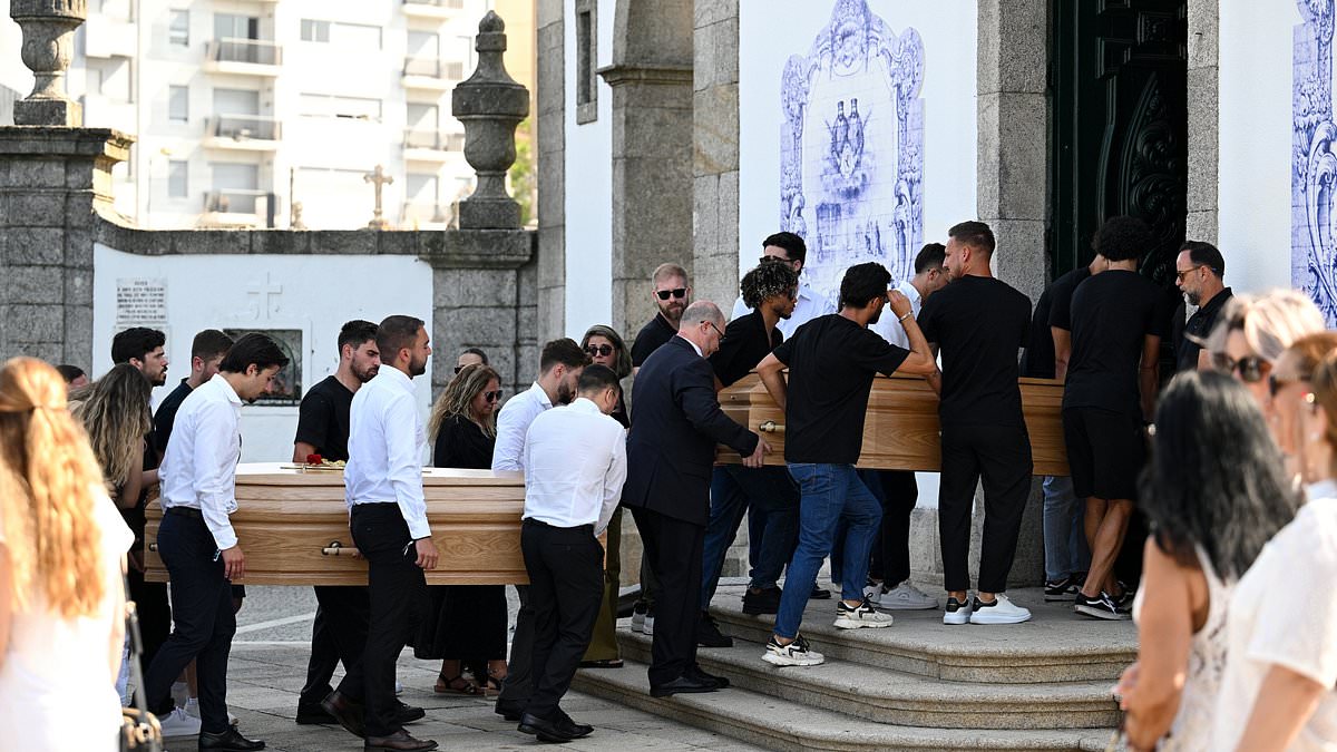 alert-–-bishop-sends-heartbreaking-message-to-diogo-jota’s-three-young-children-as-liverpool-and-portugal-teammates-say-farewell-–-but-there’s-no-sign-of-cristiano-ronaldo