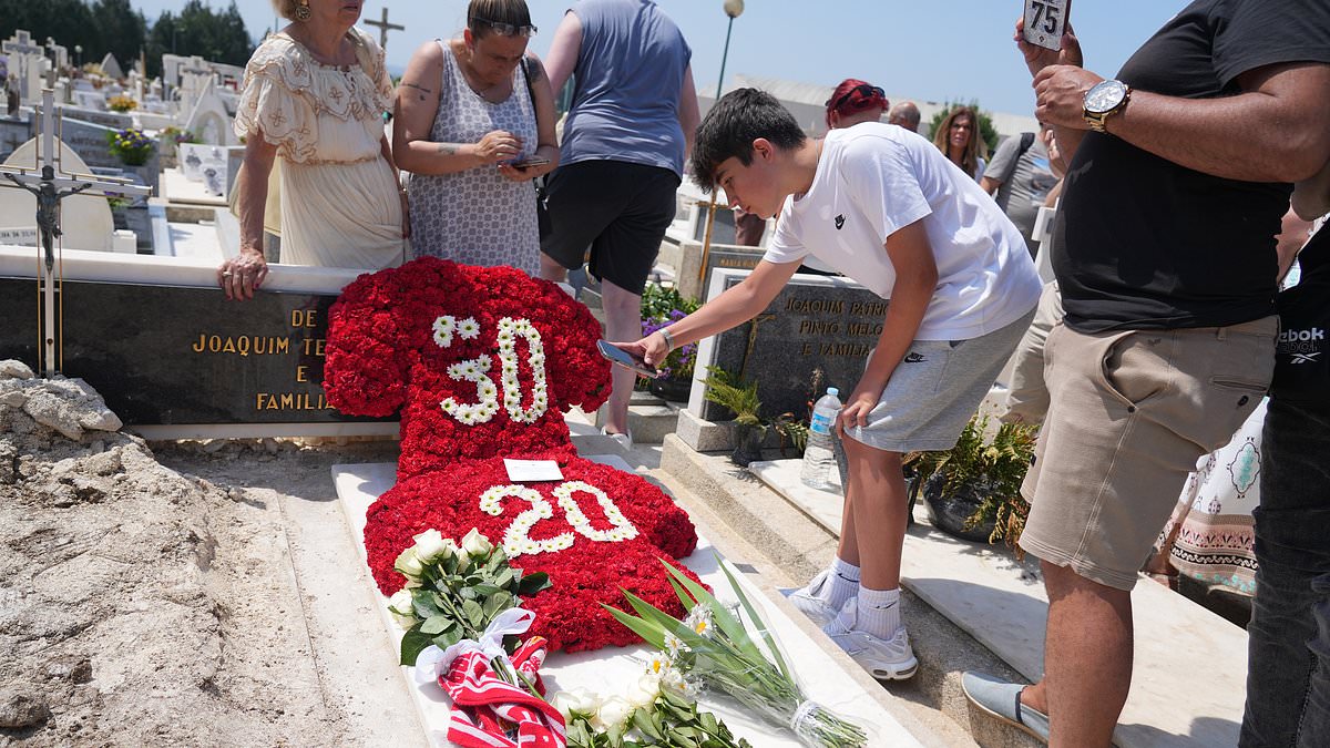 alert-–-bishop-sends-heartbreaking-message-to-diogo-jota’s-three-young-children-at-emotional-funeral-as-footballer-is-laid-to-rest-with-his-brother-–-but-there’s-no-sign-of-ronaldo
