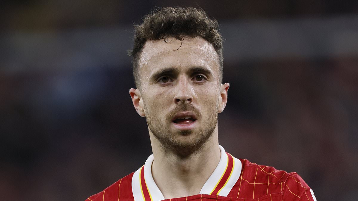 alert-–-ozzy-osbourne-pays-touching-tribute-to-liverpool-footballer-diogo-jota-at-their-farewell-show-–-as-support-act-yungblud-dedicates-a-song-to-the-sportsman-on-day-of-his-funeral