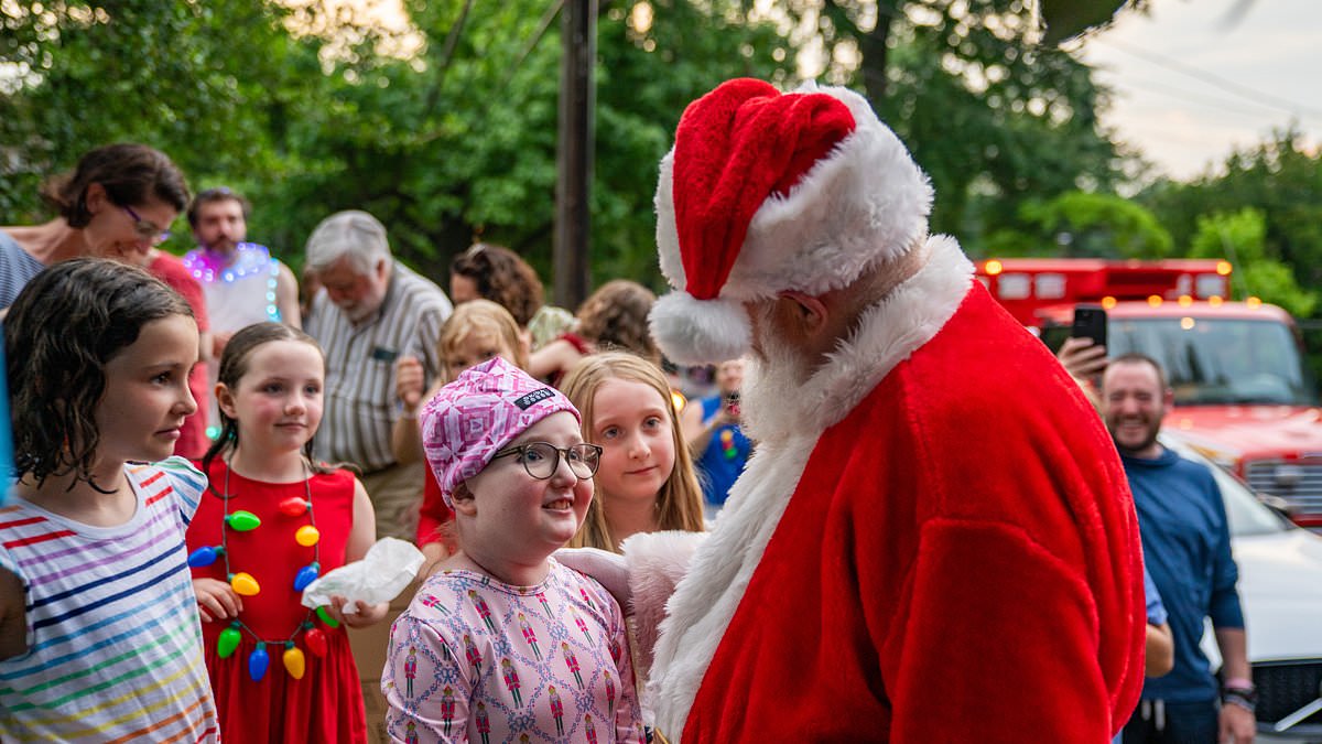 alert-–-small-town-neighborhood-rallies-together-to-create-‘last’-christmas-in-summer-for-girl,-9,-with-terminal-cancer