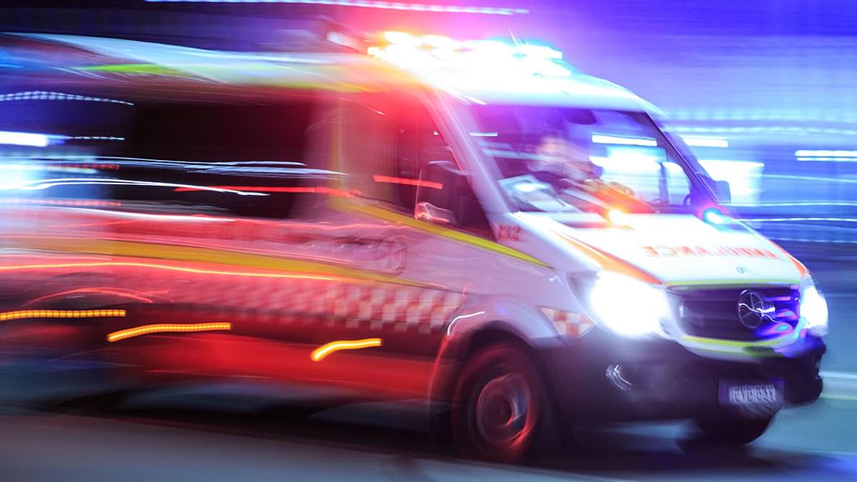 alert-–-man-rushed-to-hospital-after-large-explosion-at-a-business-in-wetherill-park,-sydney
