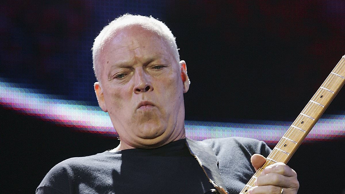 alert-–-pink-floyd-guitarist-david-gilmour-in-row-with-neighbours-over-his-‘obtrusive,-overbearing’-garden-shed