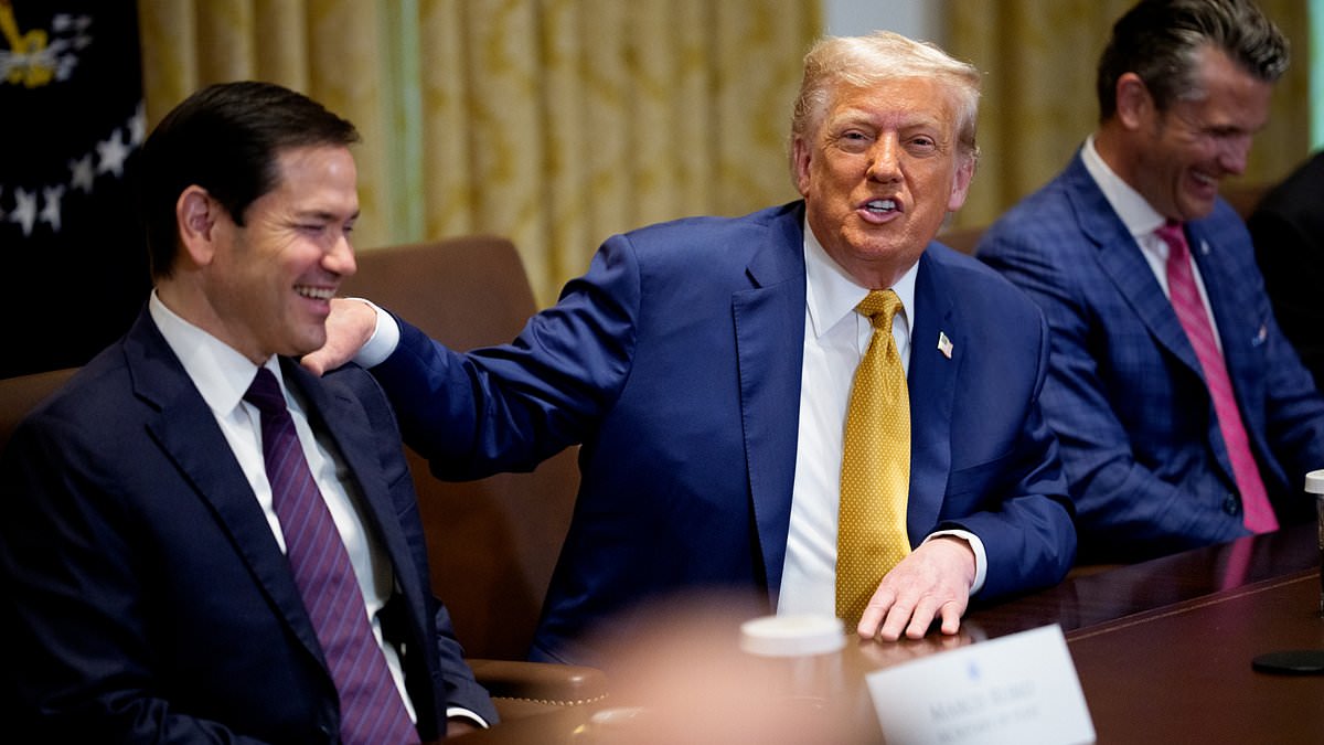 alert-–-why-a-top-cabinet-secretary-was-glaringly-missing-during-trump’s-marathon-meeting-with-his-closest-advisers