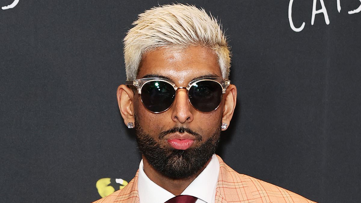 alert-–-awkward-moment-aussie-stylist-accidentally-gets-sent-scathing-message-slamming-his-red-carpet-look