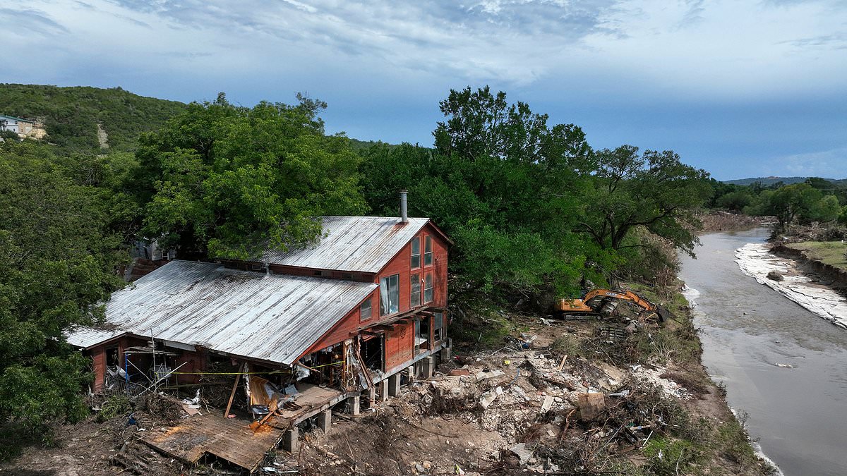 alert-–-uproar-over-newspaper’s-‘disgusting’-cartoon-mocking-texas-flood-victims-as-trump-supporters