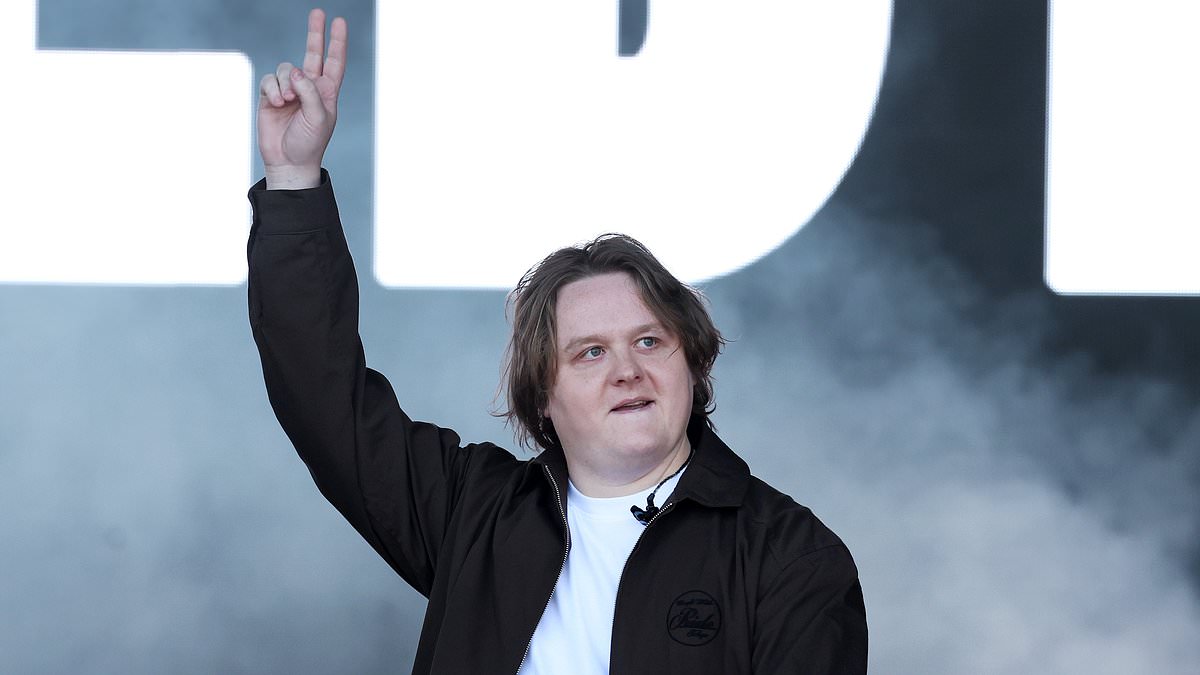 alert-–-lewis-capaldi-tour-sells-out-in-seconds-with-fans-furious-at-ticketmaster-for-‘freezing-as-they-reached-front-of-the-queue’-–-as-adored-scotsman-issues-emotional-update