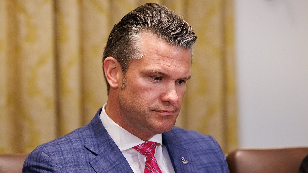alert-–-the-humiliating-washington-whispers-about-pete-hegseth…-as-enemies-pounce-on-new-‘rift’-with-trump-and-pray-he’ll-be-fired