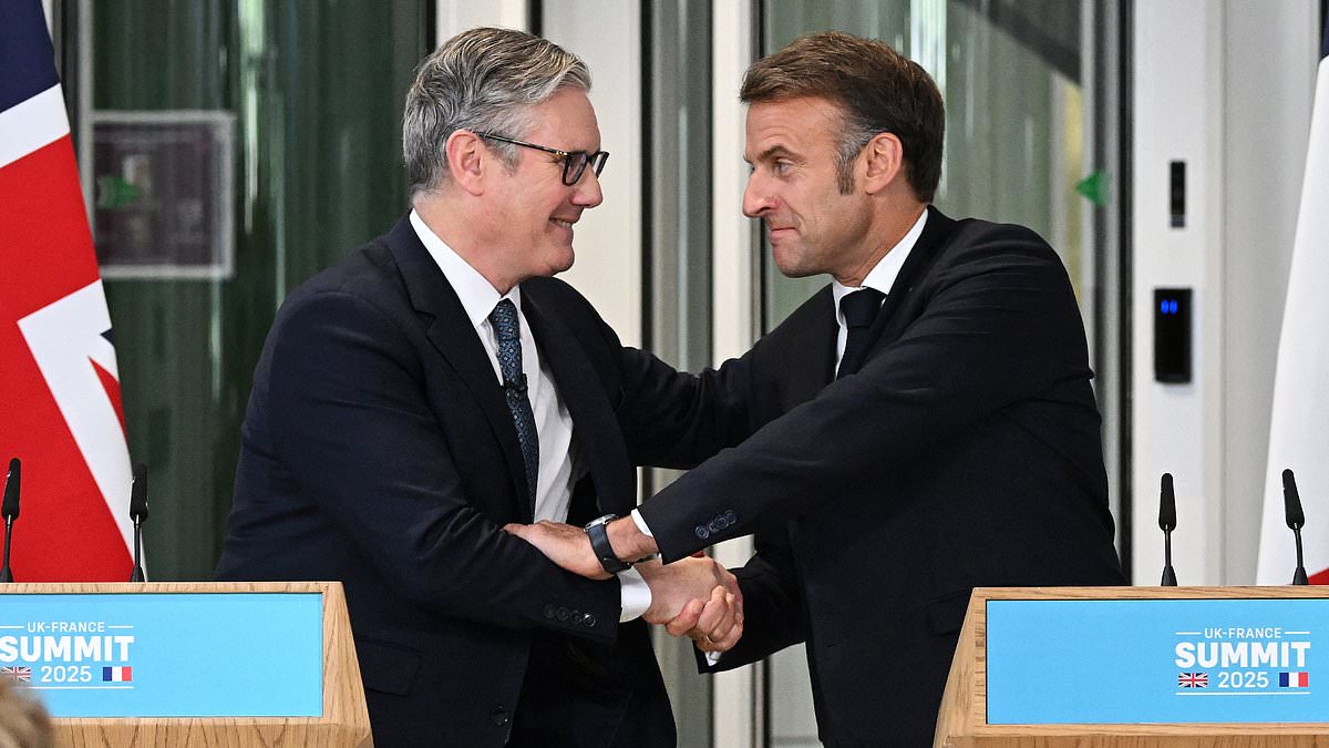 alert-–-sir-keir’s-‘smashing-the-gangs’-latest:-starmer-launches-half-baked-one-in,-one-out-deal-with-macron’s-france-that-won’t-stop-any-boats…-and-even-as-it-was-unveiled,-hundreds-more-migrants-arrived-here