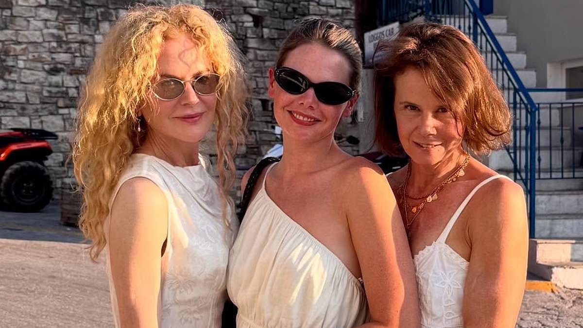 alert-–-nicole-kidman-finally-shows-off-her-natural-hair-in-rare-sighting-after-wearing-wigs-for-months