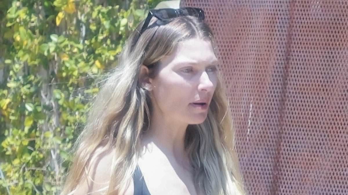 alert-–-model-jessica-hart-looks-glum-as-she-packs-her-belongings-into-a-storage-unit-–-after-ugly-split-from-her-race-car-driver-fiance-james-kirkham