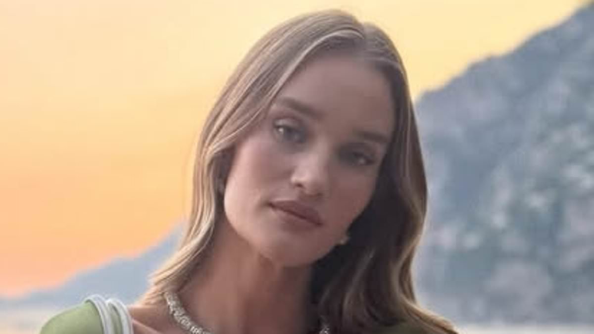 alert-–-braless-rosie-huntington-whiteley-shows-off-her-supermodel-figure-in-a-series-of-stylish-holiday-looks-on-positano-getaway-with-jason-statham