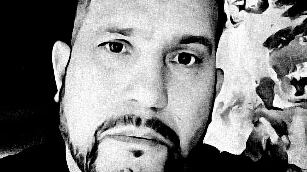 alert-–-famous-handler-of-cursed-annabelle-doll-dies-suddenly-during-haunted-tour
