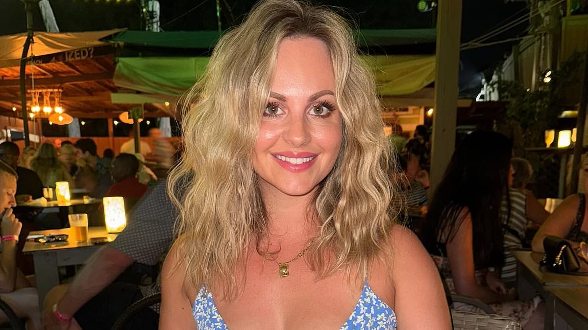alert-–-coronation-street-star-tina-o’brien,-41,-‘finds-love-again-with-new-man’ after-split-from-husband-of-seven-years-adam-crofts