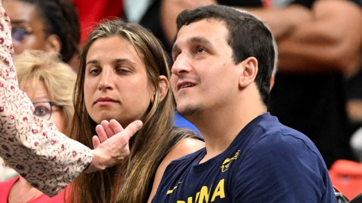 alert-–-caitlin-clark-fan-thrown-out-of-game-after-rival-wnba-star-was-left-furious-over-explosive-courtside-exchange