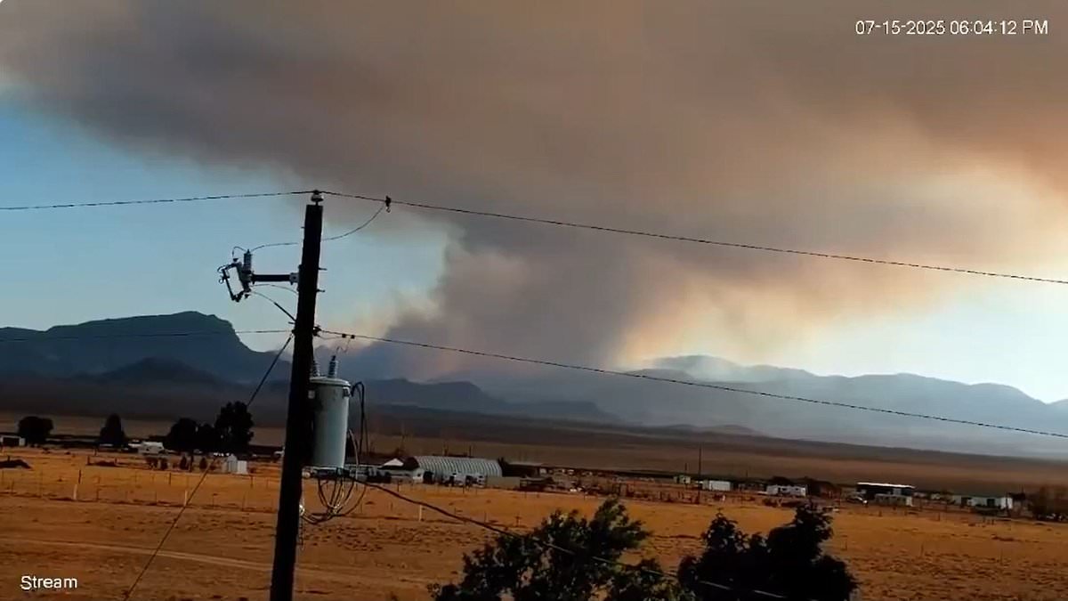 alert-–-enormous-fire-breaks-out-by-area-51-sending-ufo-watchers-into-a-frenzy