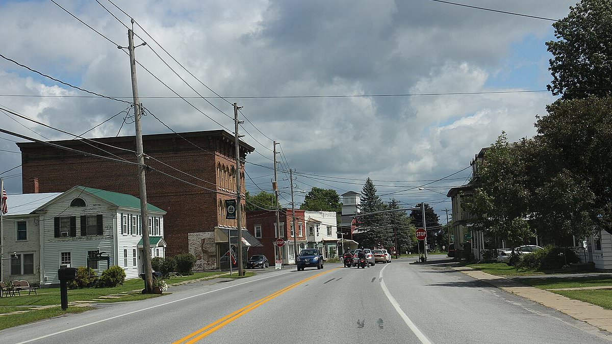alert-–-horror-in-sleepy-rural-town-as-federal-agents-put-it-on-‘terrorism-watch’