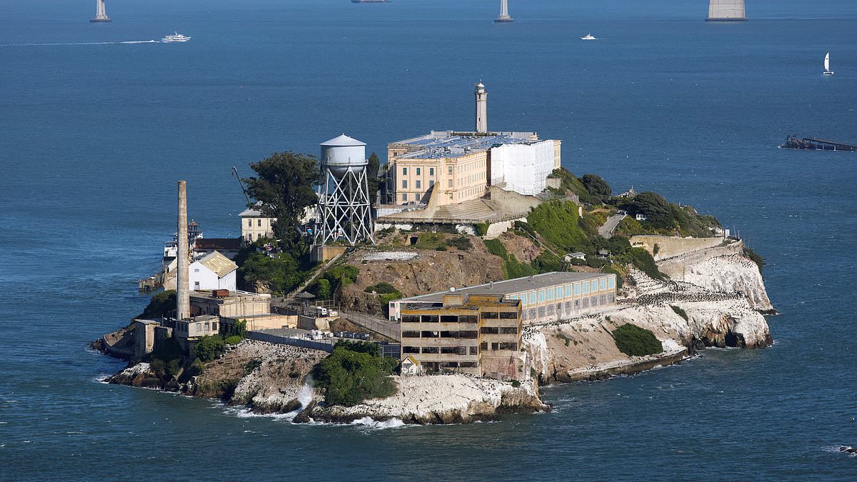 alert-–-trump’s-big-dream-to-reopen-notorious-alcatraz-prison-gets-closer-to-reality-driving-democrats-mad