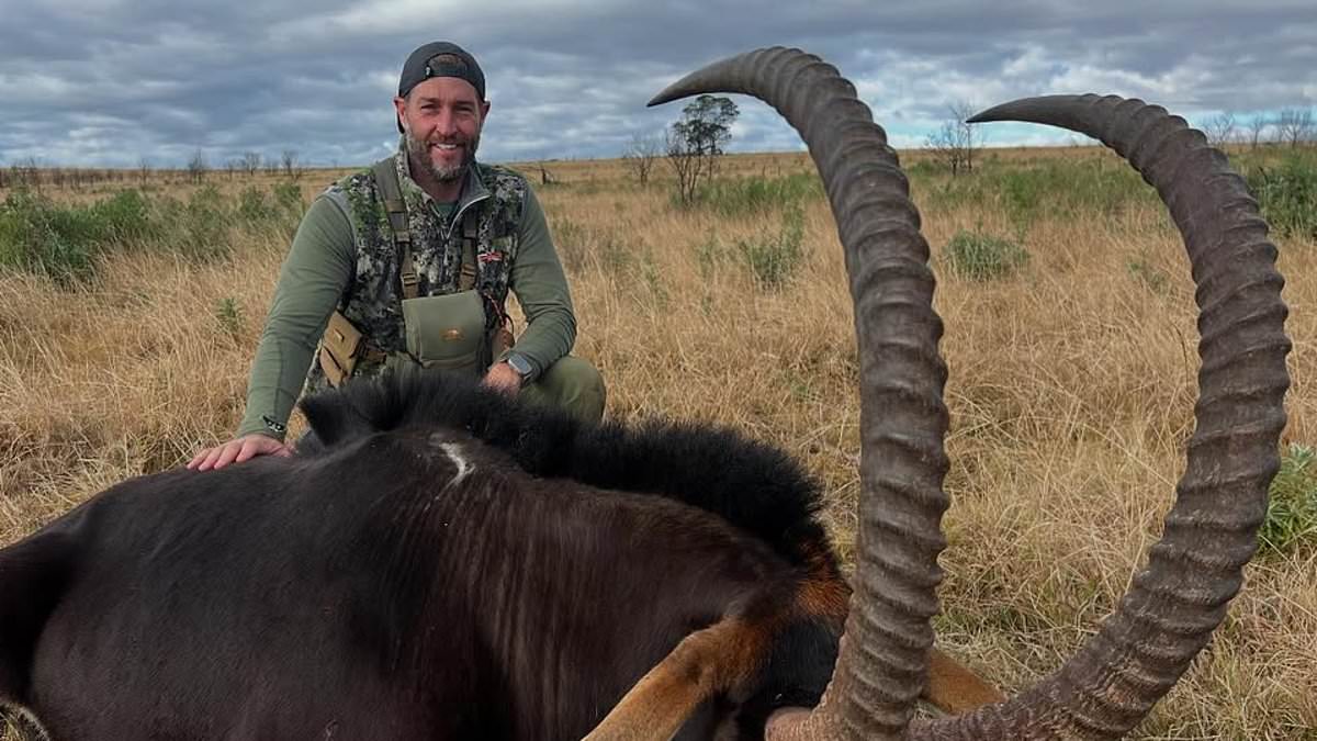 alert-–-ex-nfl-star-jay-cutler-slammed-for-‘blood-soaked’-hunting-trip-to-africa