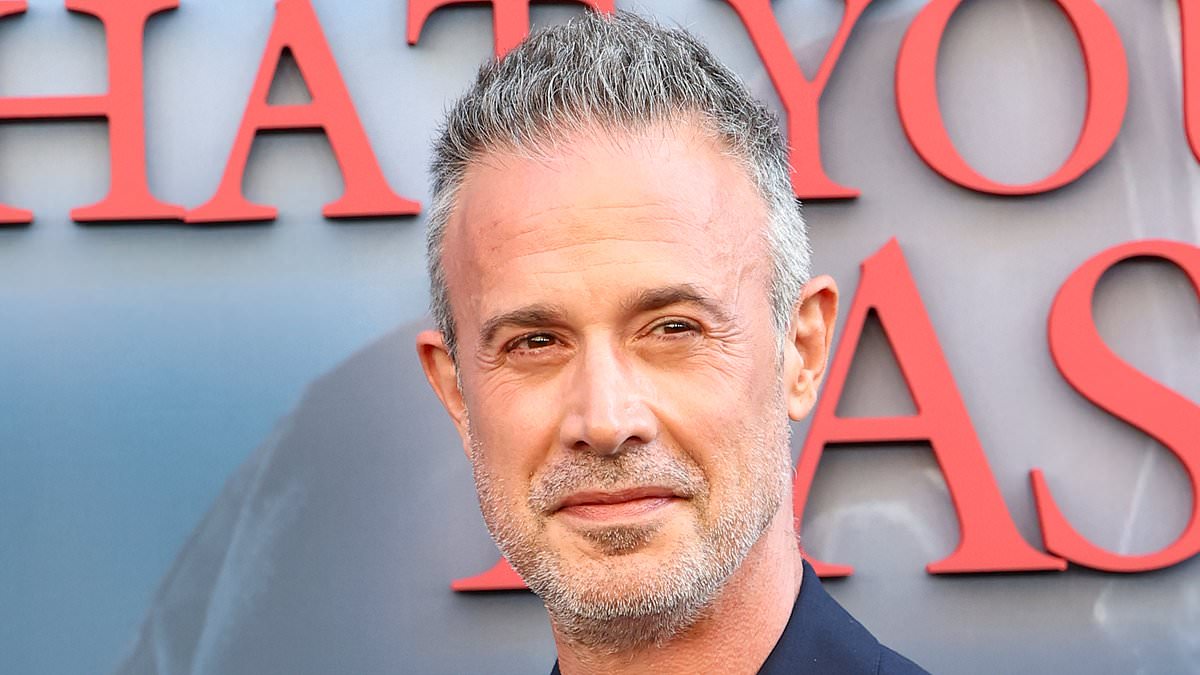 alert-–-freddie-prinze-jr.-nearly-quit-acting-after-‘psychotic’-experience-shooting-ikwydls-with-jennifer-love-hewitt
