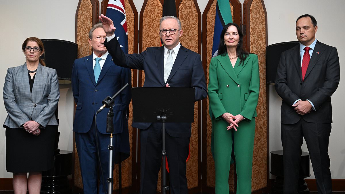 alert-–-anthony-albanese-accused-of-‘disgraceful’-act-while-visiting-china
