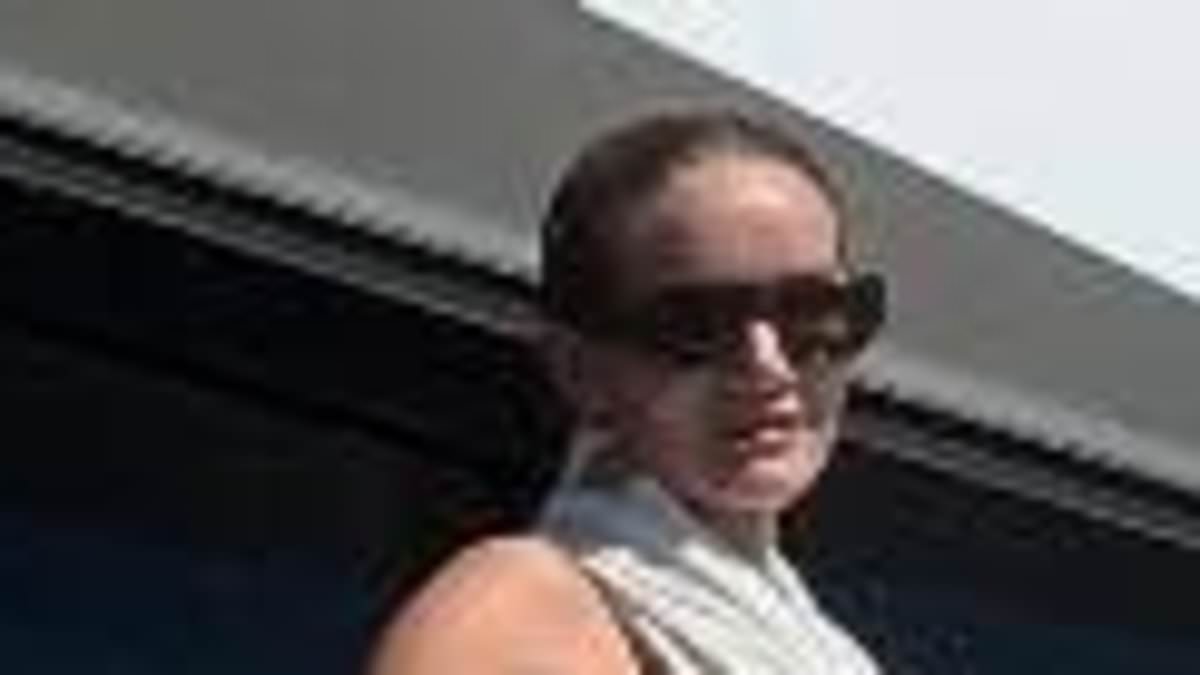 alert-–-rosie-huntington-whiteley-goes-topless-in-racy-snap-as-she-enjoys-lavish-yacht-trip-around-the-coast-of-italy-with-her-fiance-jason-statham-and-their-children