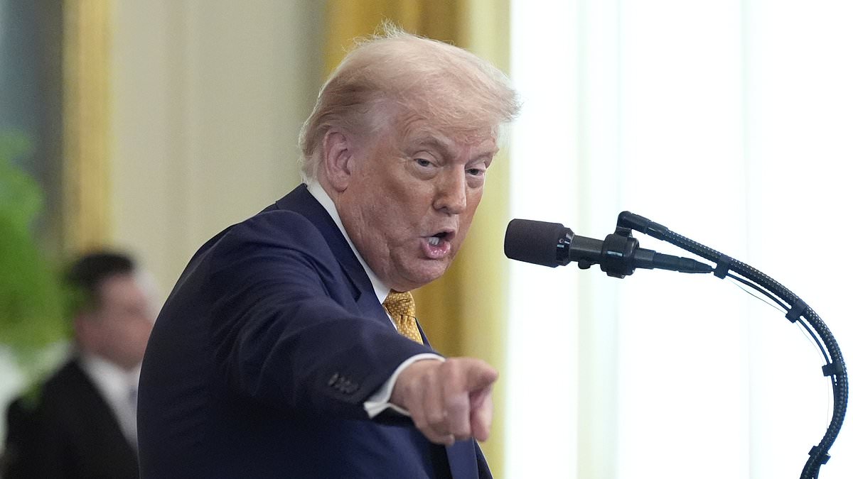 alert-–-why-trump-must-avoid-a-special-prosecutor-in-the-jeffrey-epstein-case-at-all-costs-to-escape-maga’s-wrath