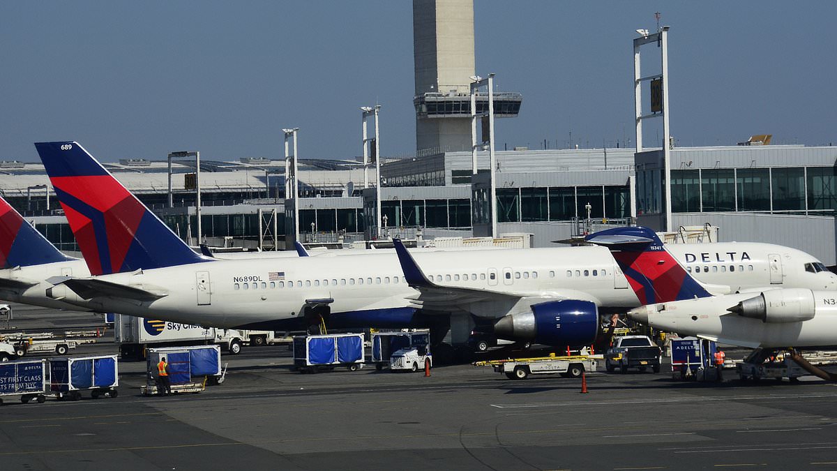 alert-–-delta-flight-sparks-travel-chaos-and-a-ground-stop-after-landing-at-jfk