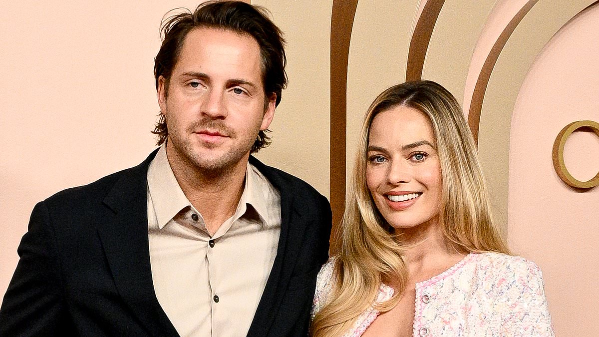 alert-–-margot-robbie-dances-the-night-away-in-capri-alongside-husband-tom-ackerley-as-she-lets-loose-during-european-summer-in-italy