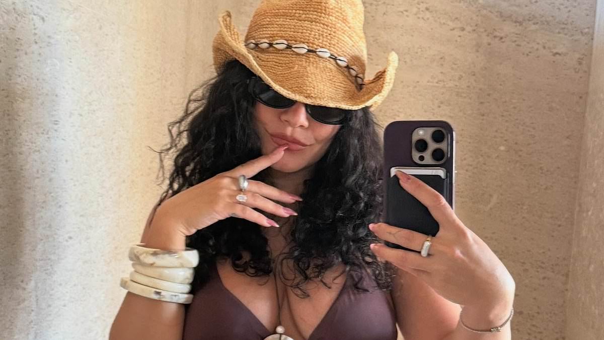 alert-–-vanessa-hudgens-gives-glimpse-of-her-baby-bump-in-a-bikini-after-announcing-she’s-expecting-second-child