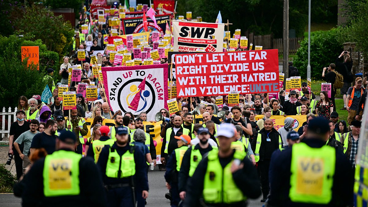 alert-–-online-safety-act-having-a-‘catastrophic’-impact-on-free-speech-after-users-blocked-from-viewing-videos-of-asylum-seeker-hotel-protests,-campaigners-warn