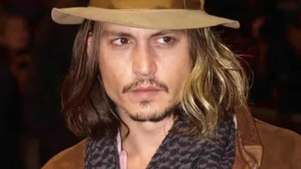 alert-–-johnny-depp,-62,-doesn’t-look-like-this-anymore-as-he-embraces-a-grungy-rock-star-image-for-surprise-appearance