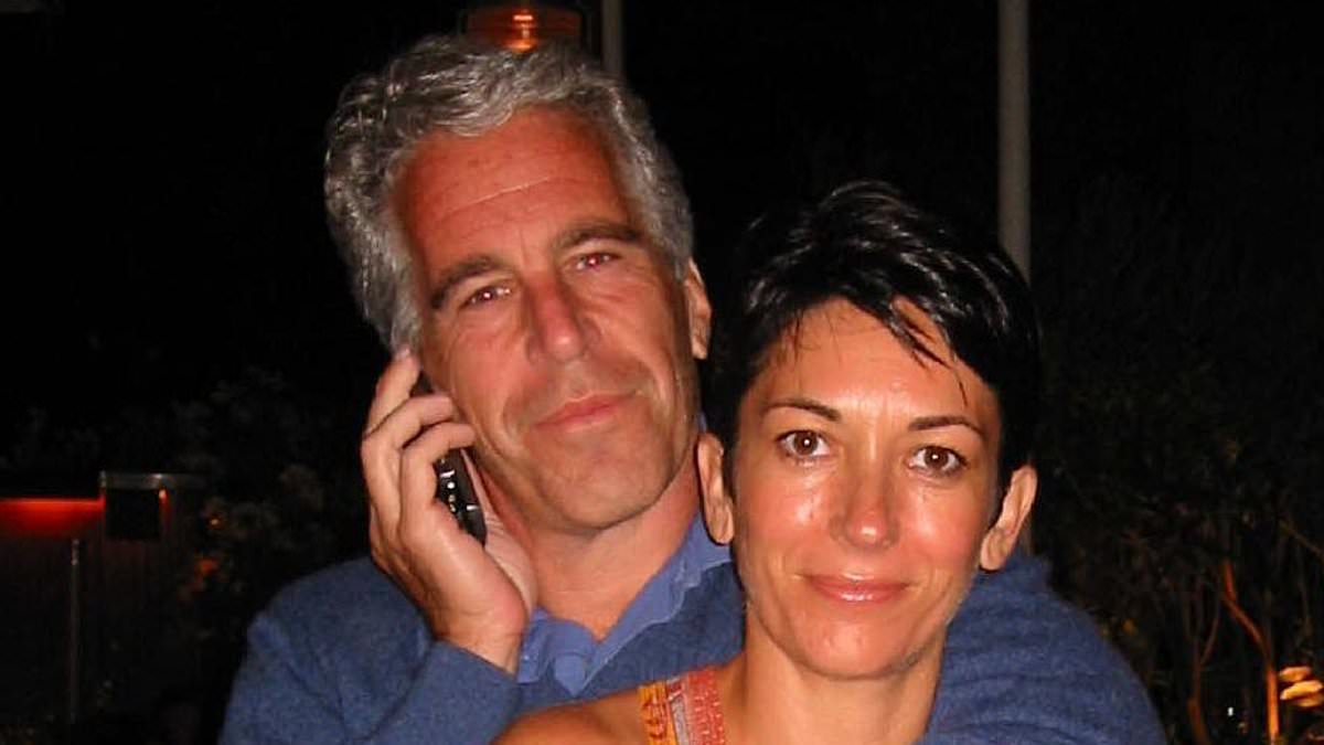 alert-–-ghislaine-maxwell-makes-last-ditch-plea-to-supreme-court-to-throw-out-sex-trafficking-conviction