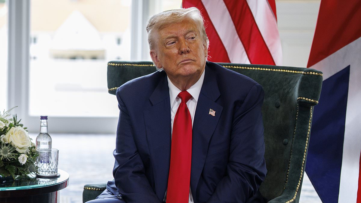 alert-–-trump-reveals-‘inappropriate’-reason-jeffrey-epstein-was-thrown-out-of-mar-a-lago
