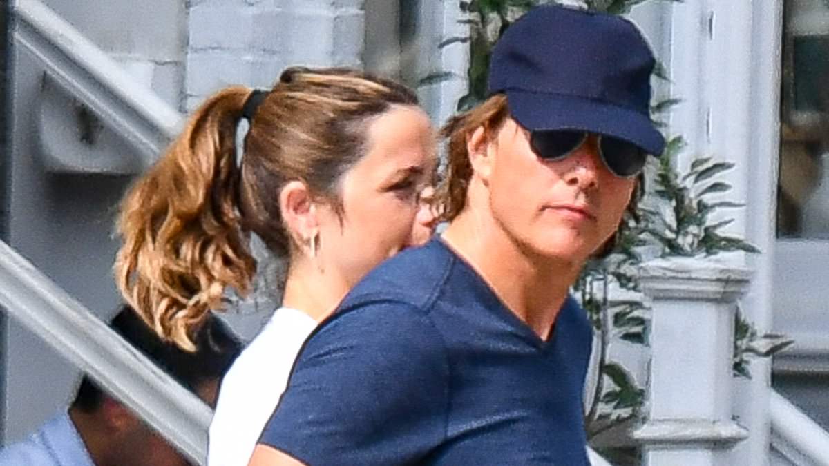 alert-–-tom-cruise,-63,-goes-official-with-‘new-love’-ana de-armas,-37,-as-they-indulge-in-telling-pda-on-romantic-getaway