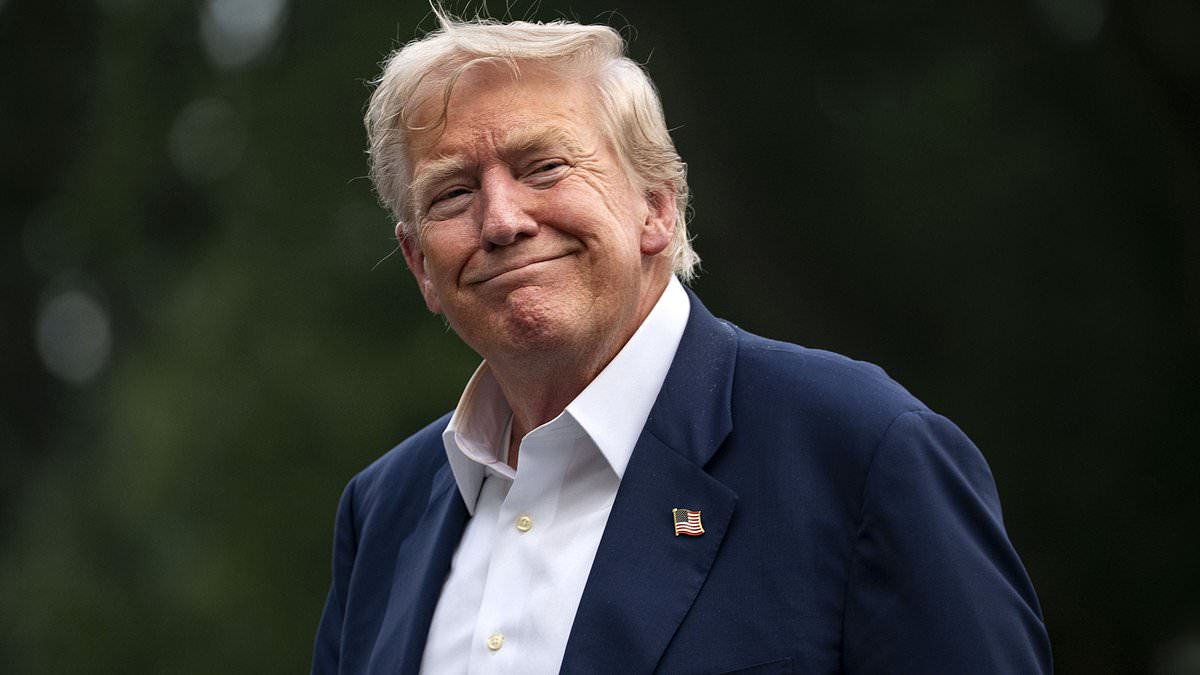 alert-–-american-families-in-tariff-win-as-trump-backs-$2,400-rebate-checks