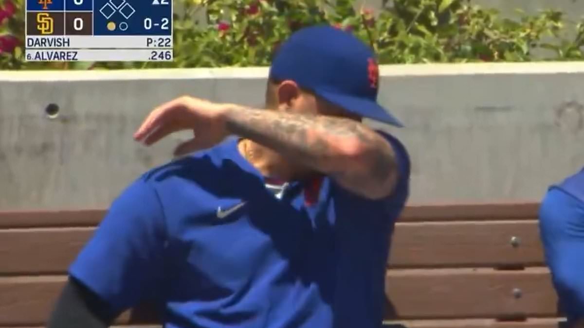alert-–-brutal-moment-long-serving-new-york-mets-pitcher-fights-back-tears-after-being-traded-midgame