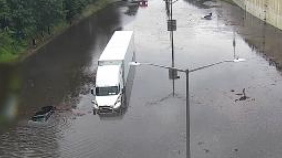 alert-–-flash-floods-trigger-travel-misery-as-hundreds-of-flights-are-canceled-or-delayed:-live-updates