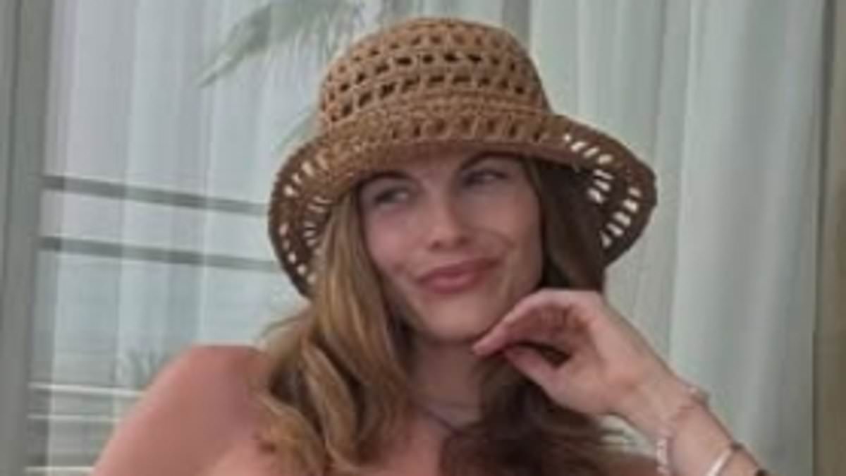 alert-–-emily-blackwell opens-up-about-her-post-partum-weight-loss-and-breastfeeding-journey-after-struggling-with-‘anxiety-and-stress’-following the-premature-birth-of-her-daughter-eva