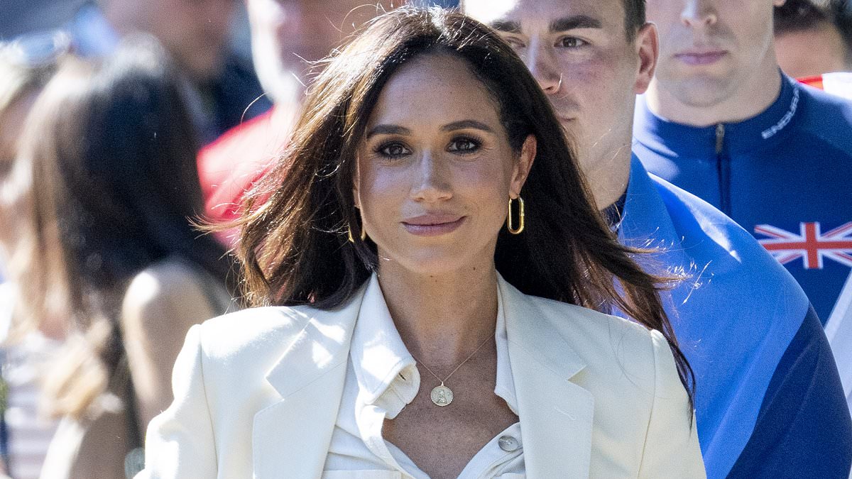 alert-–-i’ve-watched-meghan-since-the-beginning,-and-have-no-problem-calling-out-her-monstrous-behaviour.-but-here’s-why-every-woman-needs-to-follow-her-example:-jan-moir