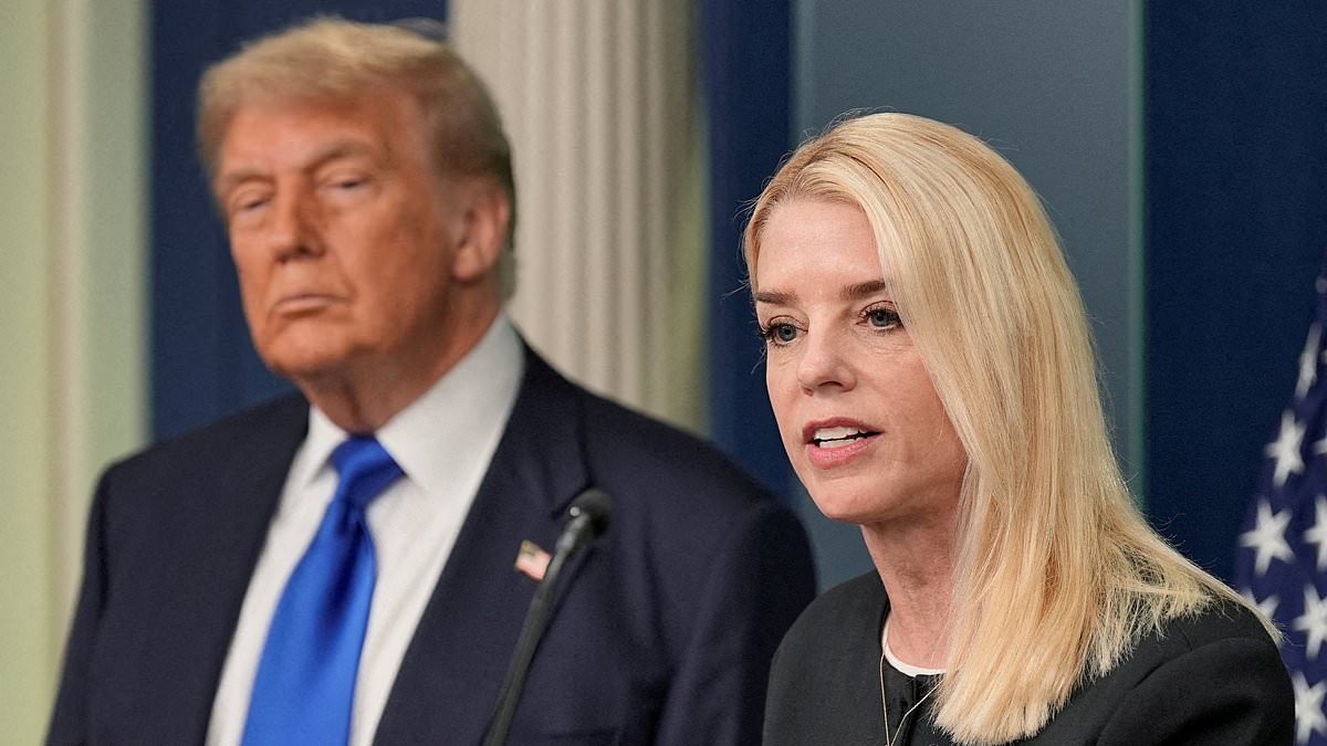 alert-–-pam-bondi-escalates-potential-criminal-charges-for-obama-officials-involved-in-‘russia-hoax’-with-bombshell-grand-jury-order