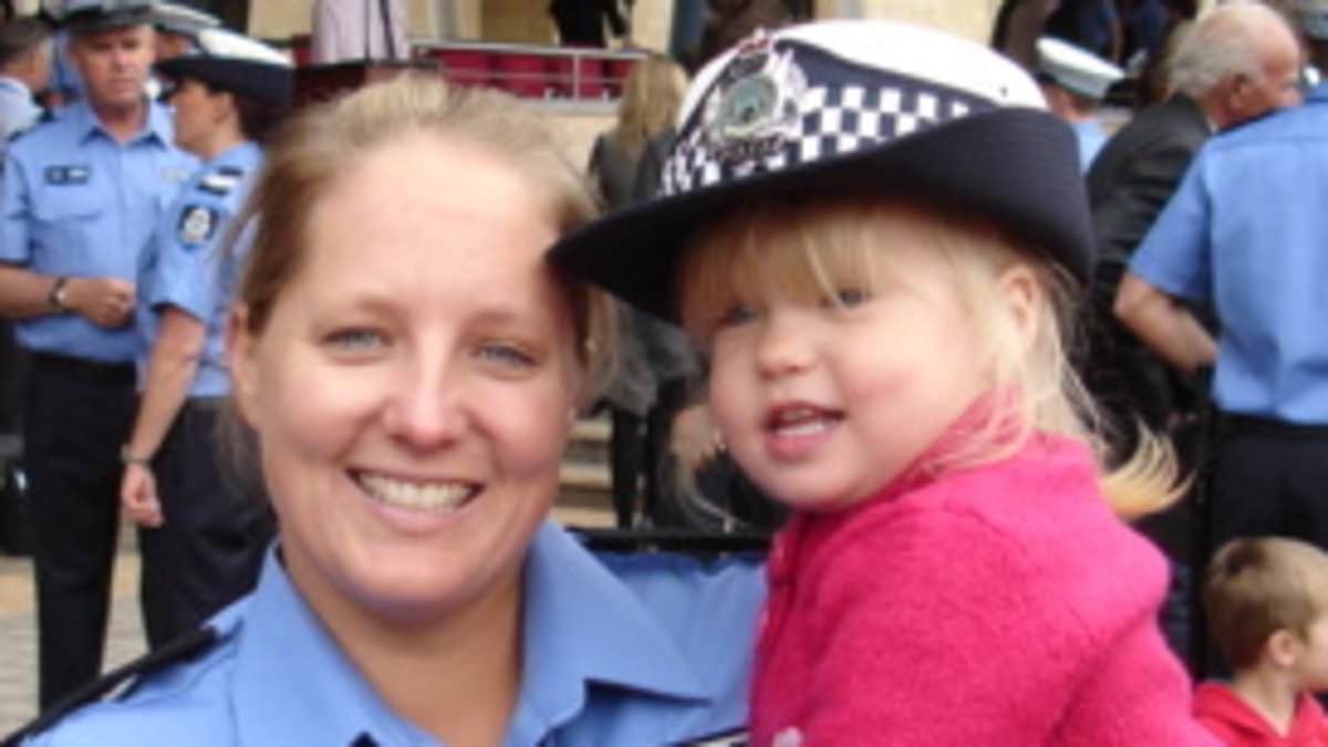alert-–-aussie-cop-exposes-the-red-flag-behaviours-paedophiles-use-to-groom-kids-–-and-the-two-things-every-parent-needs-to-know