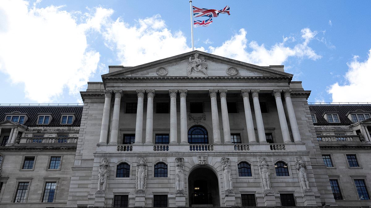 alert-–-bank-of-england-cuts-interest-rates-for-fifth-time-in-a-year-to-4%-despite-inflation-fears:-live-updates