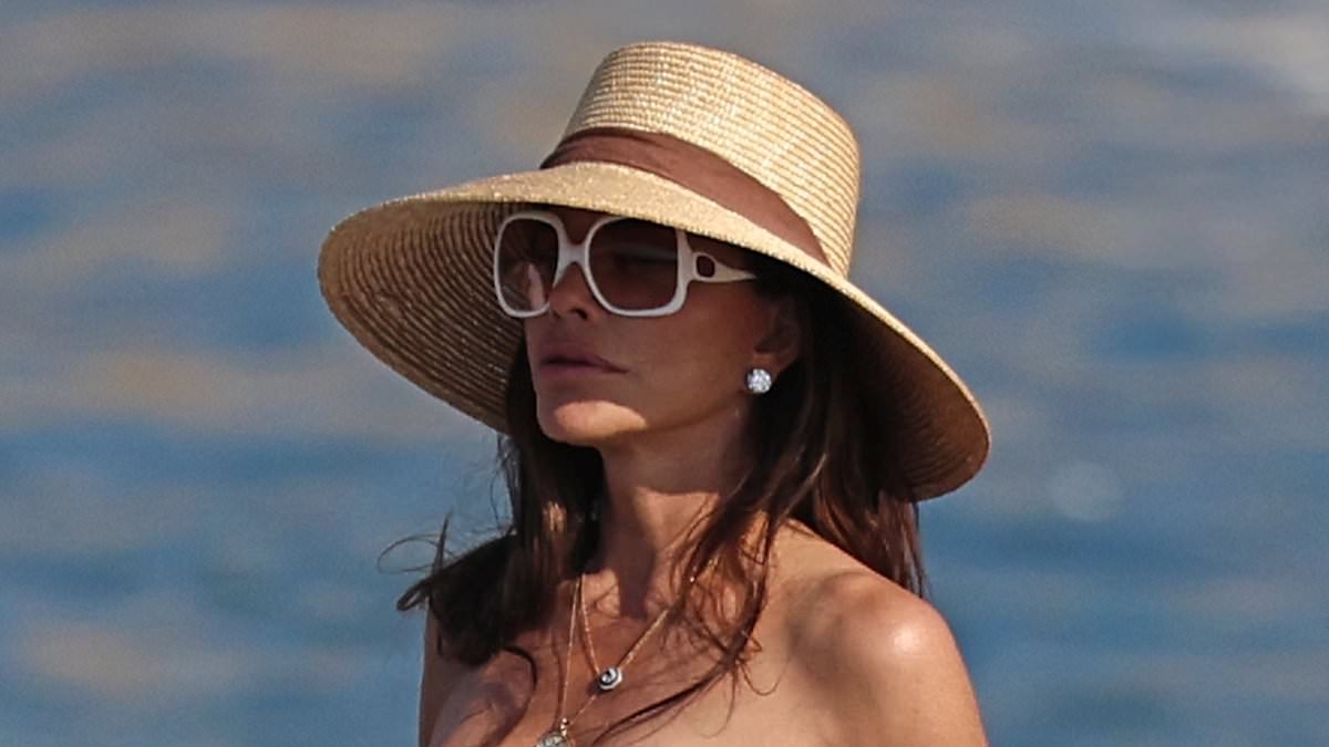 alert-–-lauren-sanchez-shows-off-very-extravagant-e250,000-watch-she-was-gifted-as-a-wedding-present-by-her-billionaire-husband-jeff-bezos-as-they-step-out-in-ibiza