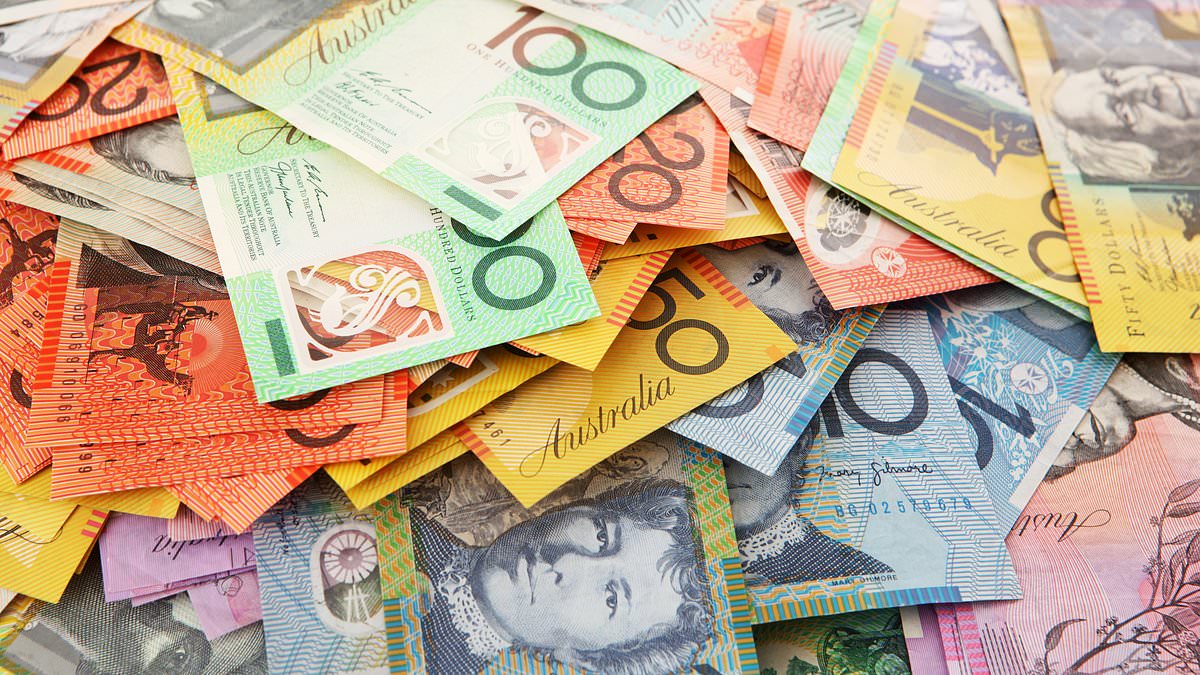 alert-–-how-much-superannuation-you-should-have-right-now-based-on-your-age-–-so-are-you-ahead-or-behind?
