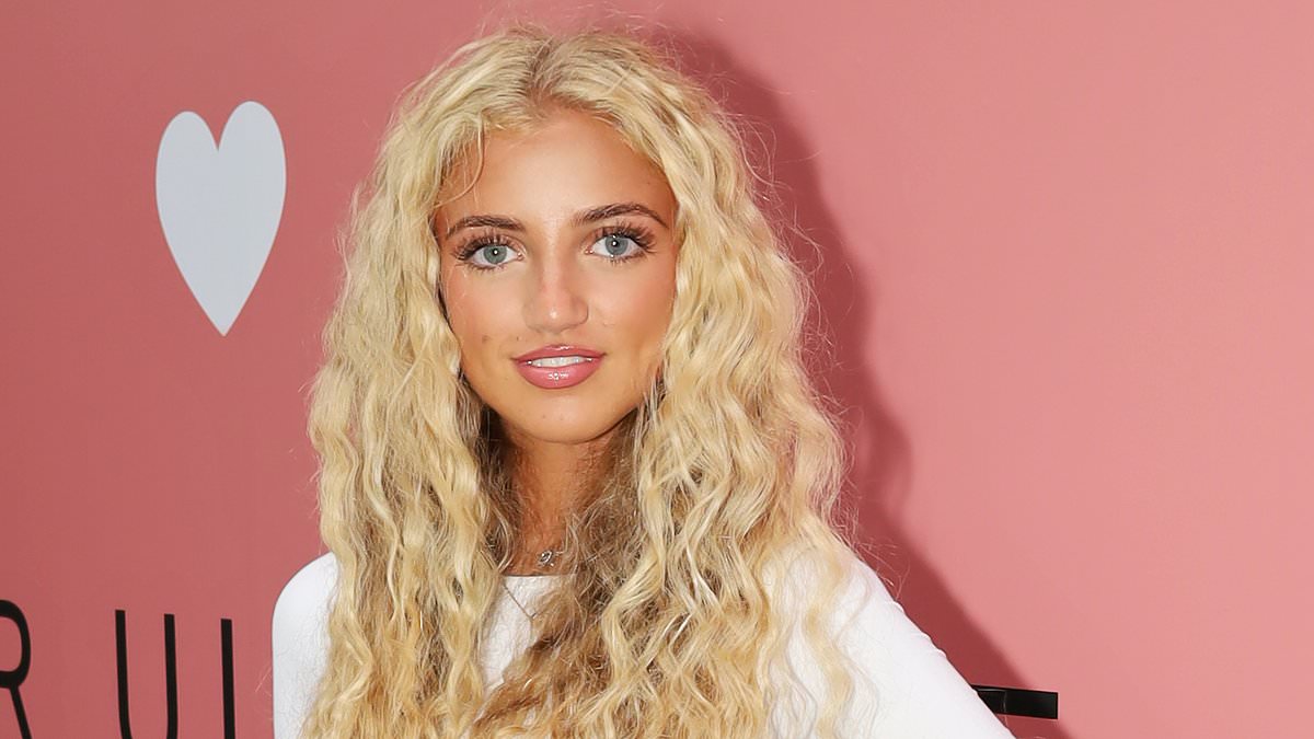 alert-–-princess-andre-claims-the-spotlight-as-she-makes-a-solo-red-carpet-appearance-at-beauty-event-after-mum-katie-price-condemned-her-upcoming-documentary-amid-their-‘growing-rift’